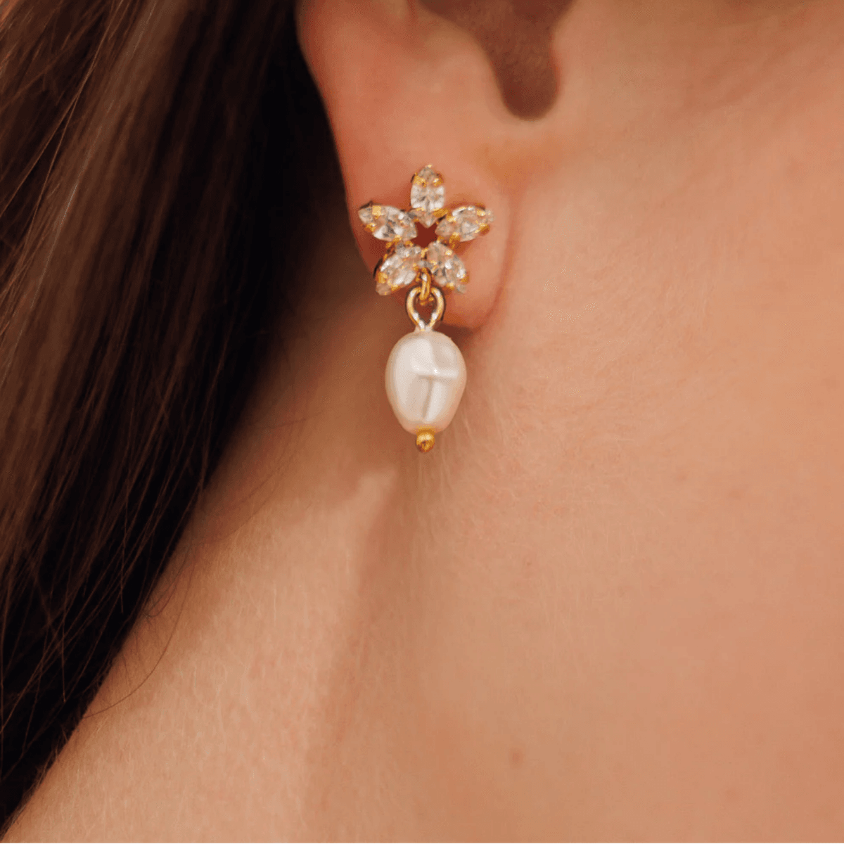 EMMY EARRINGS GOLD