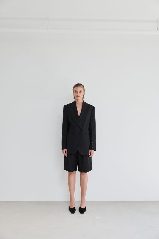 ARLES SHORTS Black