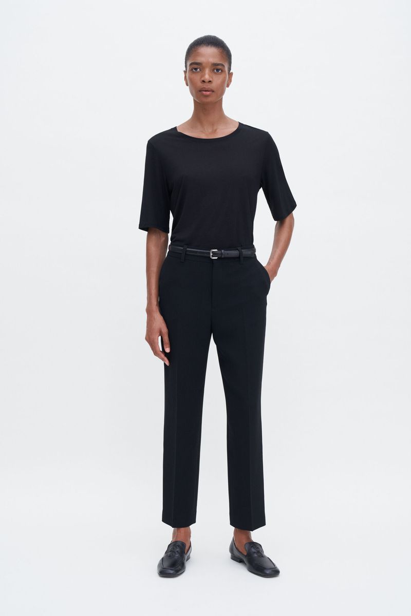 ELENA TEE Black